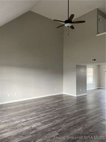 7201 Meyer Loop, Sellersburg, IN 47172