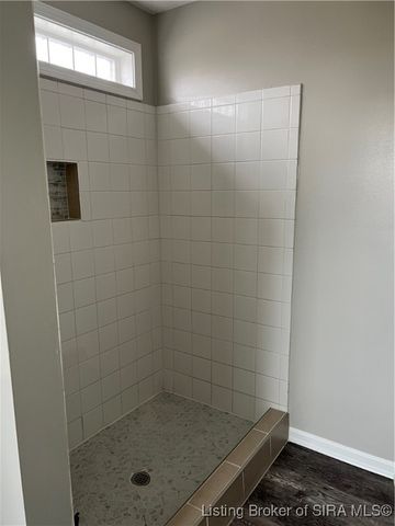 7201 Meyer Loop, Sellersburg, IN 47172