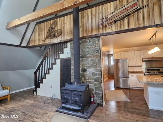107 Lake Tour Road, Lake Luzerne, NY 12846