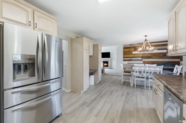 3018 Weatherstone Court, Fort Wayne, IN 46814