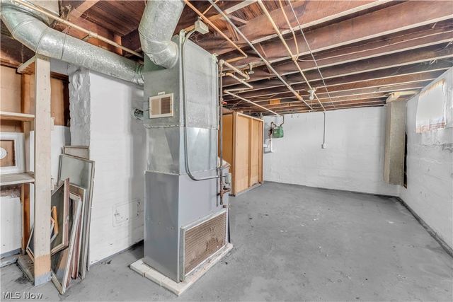 9001 Rosewood Avenue, Cleveland, OH 44105