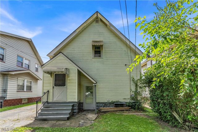 9001 Rosewood Avenue, Cleveland, OH 44105