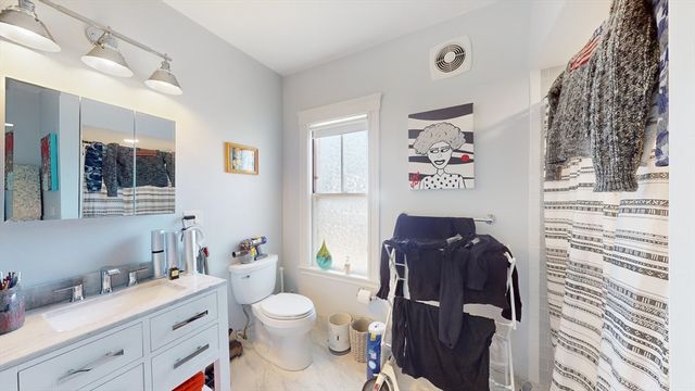 70 Hudson 2, Somerville, MA 02143