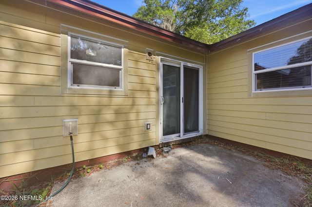 2183 CYPRESS LANDING Drive, Jacksonville, FL 32233