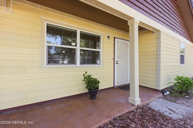 2183 CYPRESS LANDING Drive, Jacksonville, FL 32233