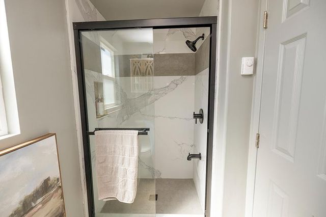 1424 W Roseburg Ave, Modesto, CA 95350