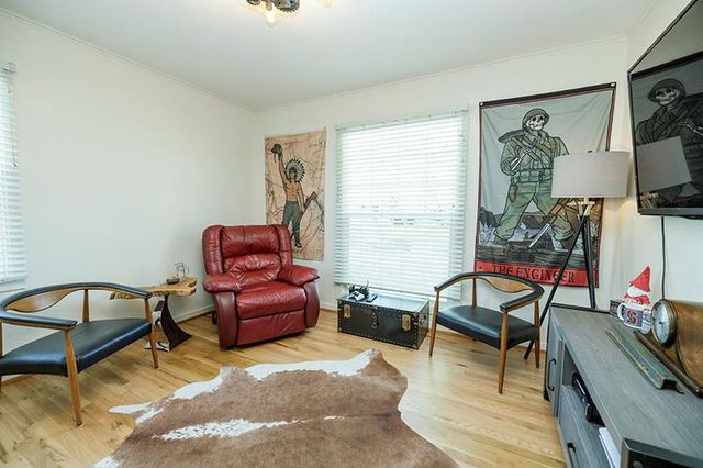 1424 W Roseburg Ave, Modesto, CA 95350