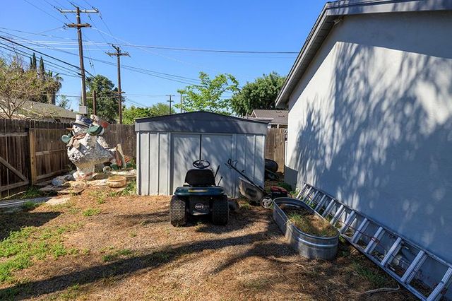 1424 W Roseburg Ave, Modesto, CA 95350