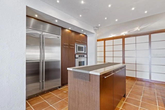 3127 BAY SHORE ROAD, Sarasota, FL 34234