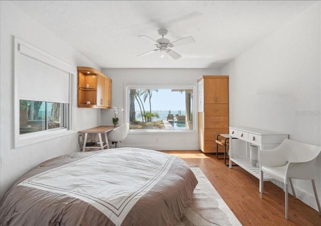 3127 BAY SHORE ROAD, Sarasota, FL 34234