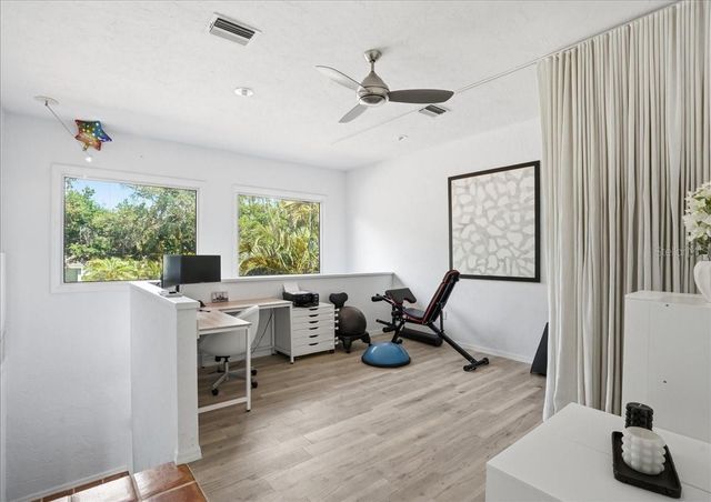 3127 BAY SHORE ROAD, Sarasota, FL 34234