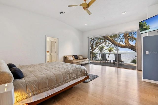 3127 BAY SHORE ROAD, Sarasota, FL 34234