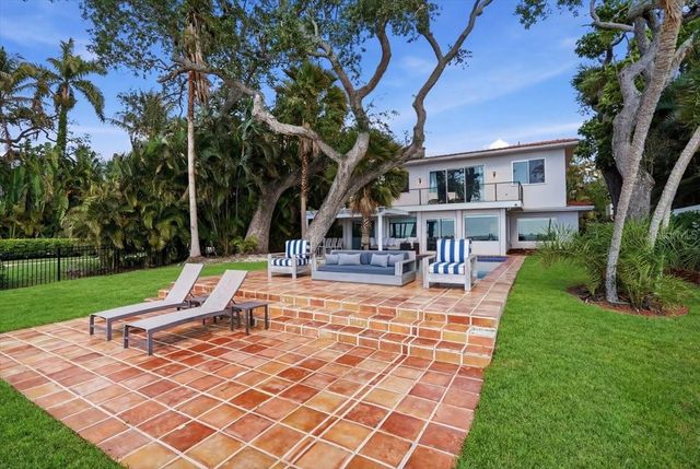 3127 BAY SHORE ROAD, Sarasota, FL 34234