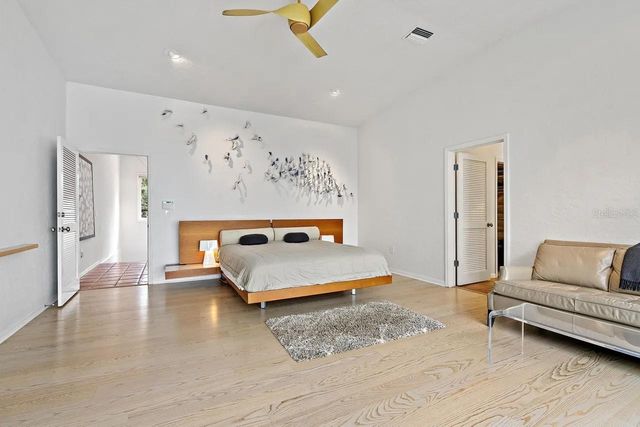 3127 BAY SHORE ROAD, Sarasota, FL 34234