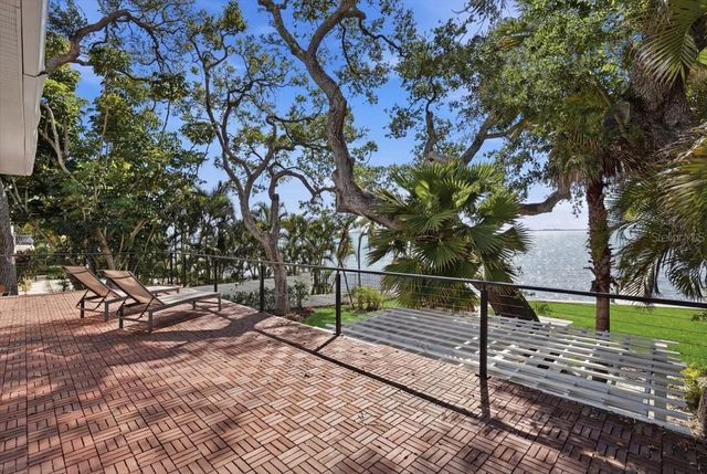3127 BAY SHORE ROAD, Sarasota, FL 34234
