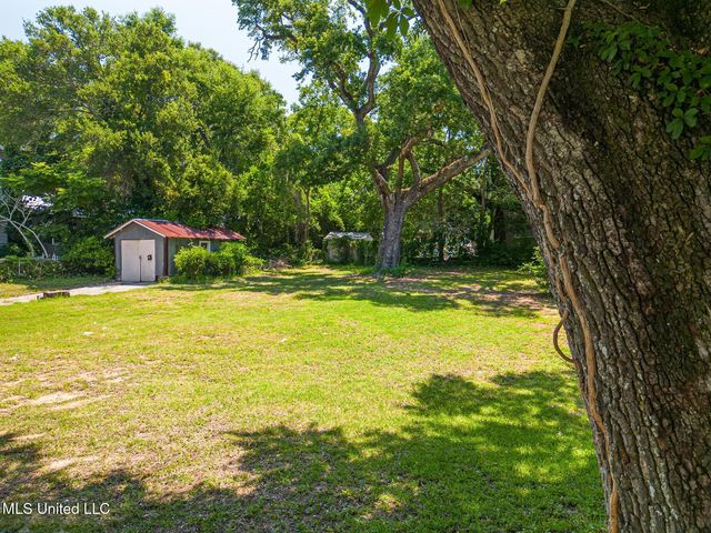 146 Gill Avenue, Biloxi, MS 39530