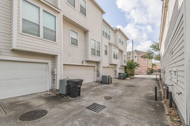 1729 Tuam Street, Houston, TX 77004