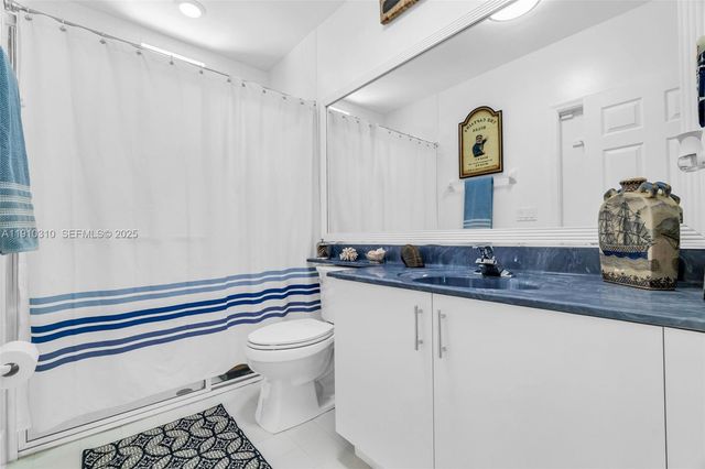 15974 SW 16th Street, Pembroke Pines, FL 33027