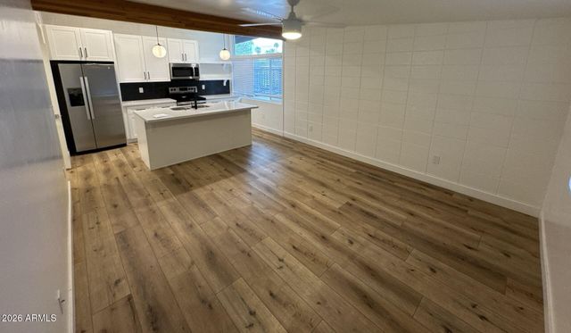 6626 E Cheery Lynn Road 1006, Scottsdale, AZ 85251
