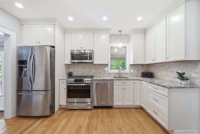 17 Garden Rd, Stoneham, MA 02180