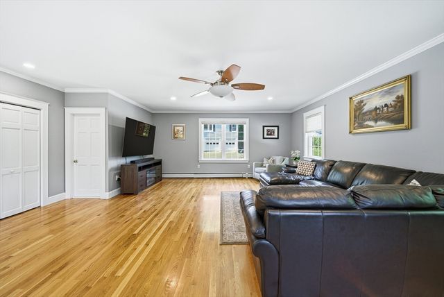 17 Garden Rd, Stoneham, MA 02180