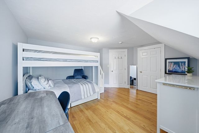 17 Garden Rd, Stoneham, MA 02180