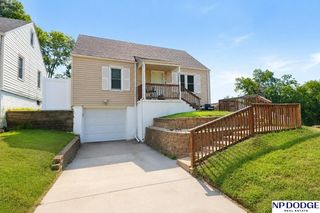 3705 N 40th Street, Omaha, NE 68111