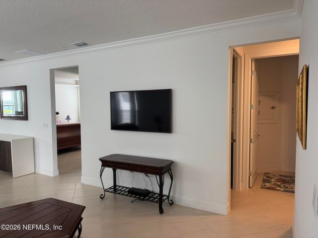 722 COOL BREEZE Way, Yulee, FL 32097