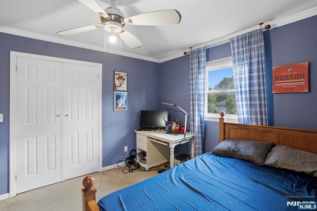 10 Rosemere Avenue, West Caldwell, NJ 07006