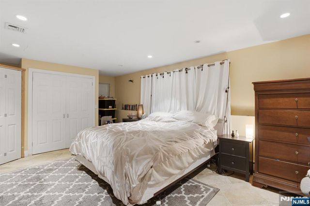 10 Rosemere Avenue, West Caldwell, NJ 07006