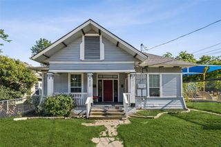820 W 10th Street, Dallas, TX 75208