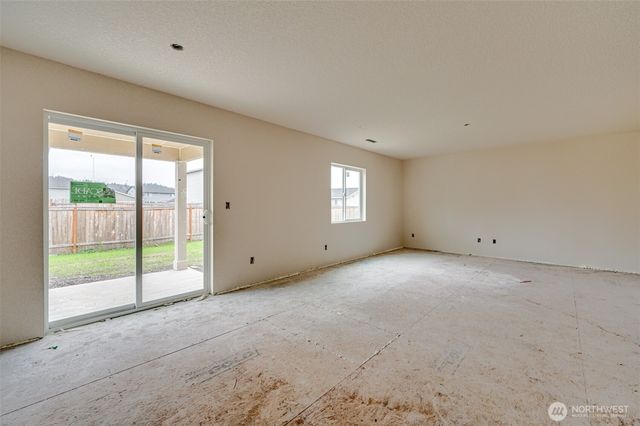 2010 Henderson Way, Longview, WA 98632