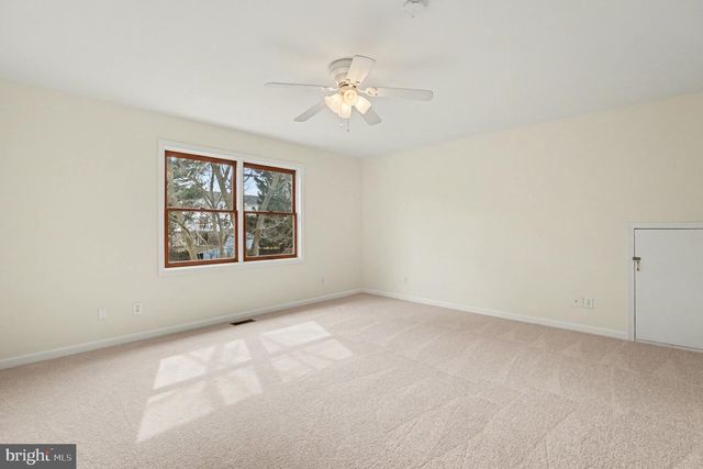 520 AIRY AVE, Chalfont, PA 18914