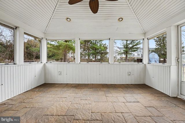 520 AIRY AVE, Chalfont, PA 18914