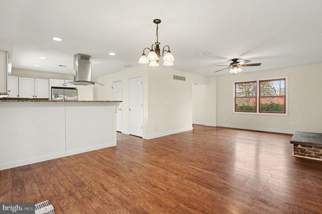 520 AIRY AVE, Chalfont, PA 18914