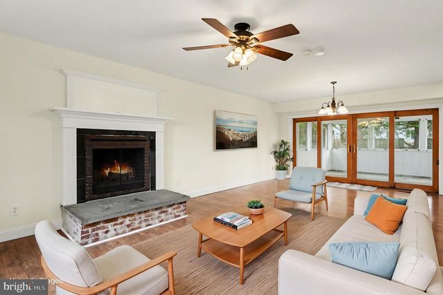 520 AIRY AVE, Chalfont, PA 18914