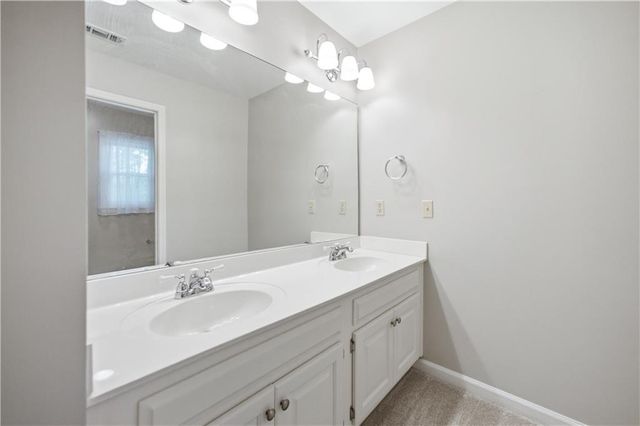 5525 Hampstead Way, Johns Creek, GA 30097