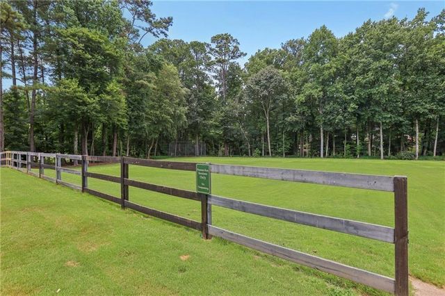 5525 Hampstead Way, Johns Creek, GA 30097