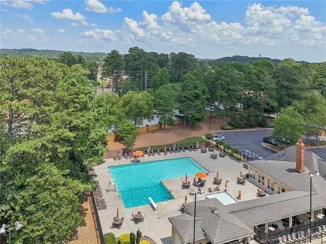 5525 Hampstead Way, Johns Creek, GA 30097