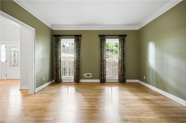 5525 Hampstead Way, Johns Creek, GA 30097