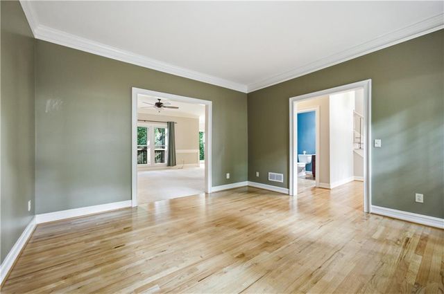5525 Hampstead Way, Johns Creek, GA 30097