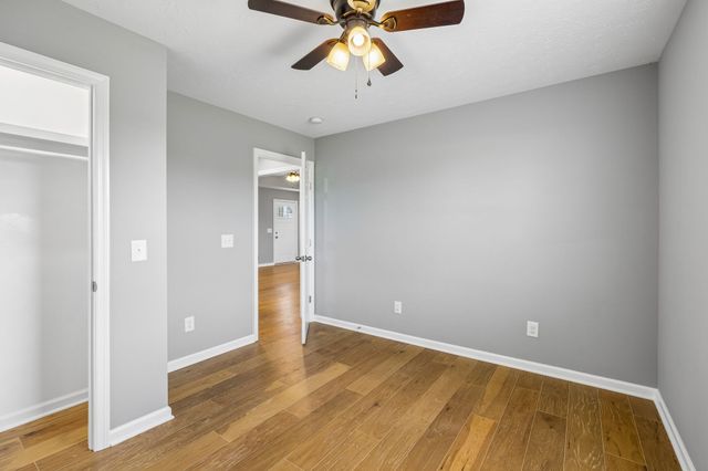 293 Hawkins Rd, Westmoreland, TN 37186