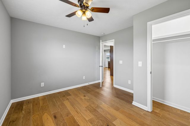 293 Hawkins Rd, Westmoreland, TN 37186