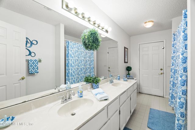 10526 PEBBLE BEACH Court, Jacksonville, FL 32222