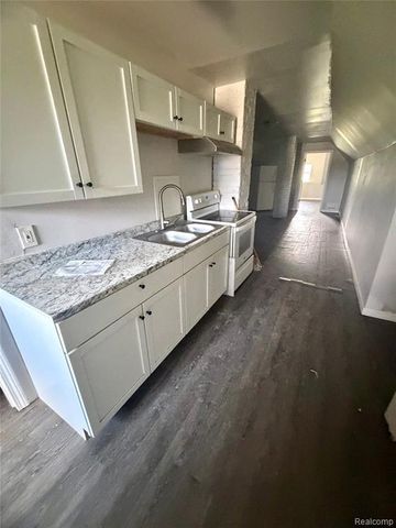 4951 Cecil Street, Detroit, MI 48210