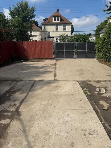 4951 Cecil Street, Detroit, MI 48210