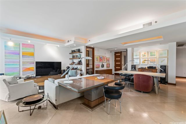 1199 Bishop Street 12B, Honolulu, HI 96813