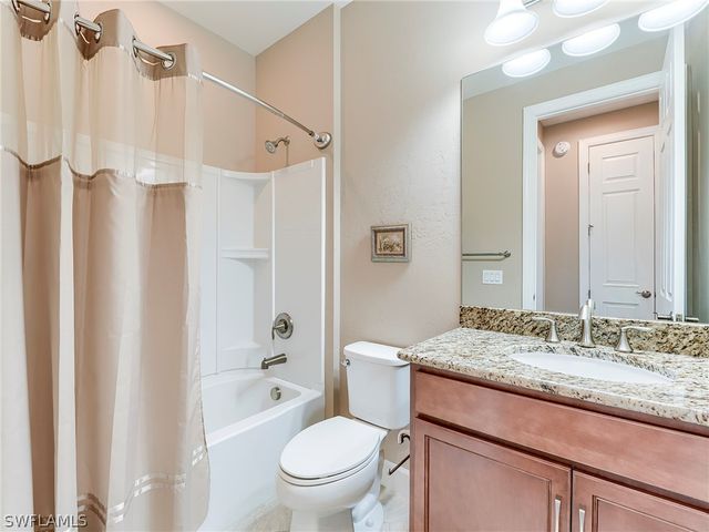 10641 Jackson Square DR, Estero, FL 33928