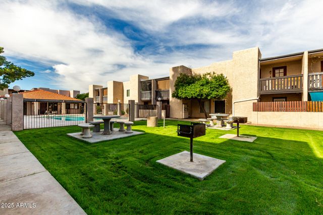 1927 E HAMPTON Avenue 129, Mesa, AZ 85204