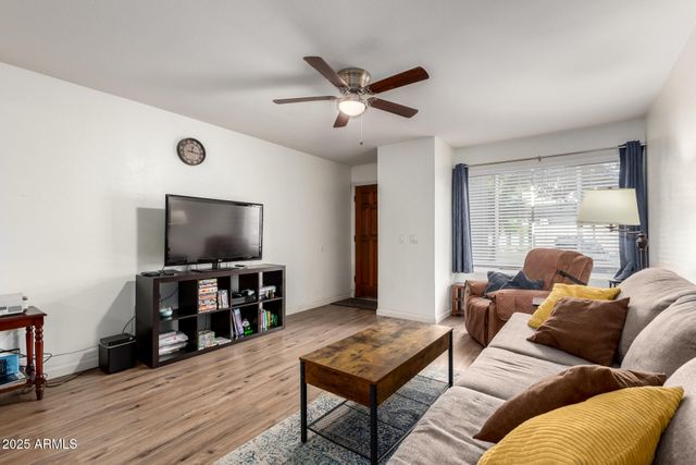 1927 E HAMPTON Avenue 129, Mesa, AZ 85204